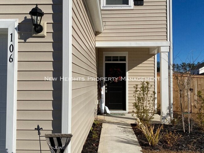 Building Photo - 106 Sarcoxie Rd