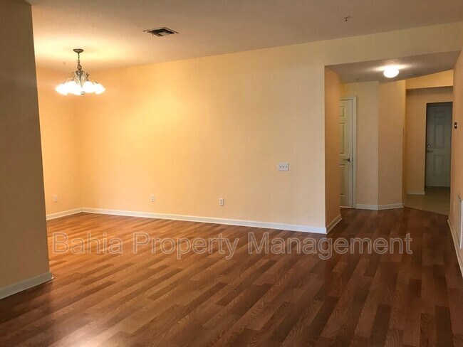 Building Photo - 2525 San Tecla St