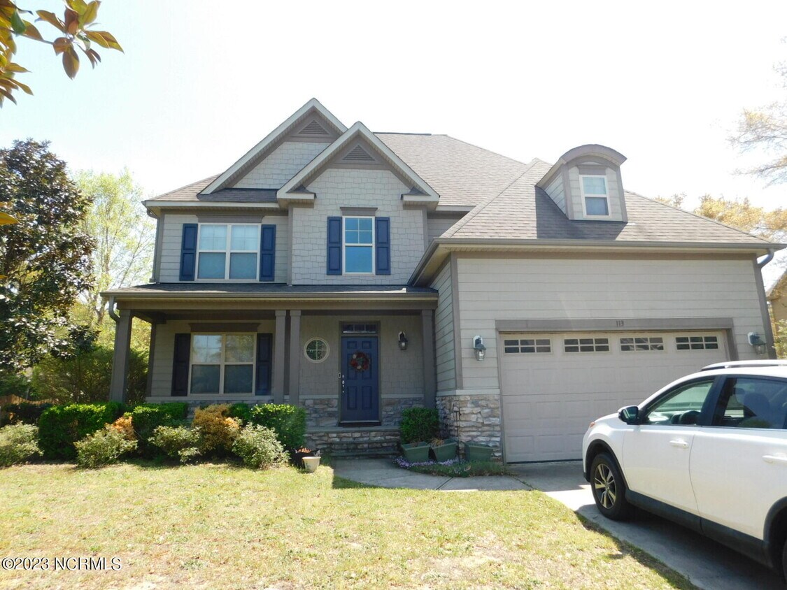 113 Little Bay Drive, Swansboro, NC 28584 House for Rent in Swansboro