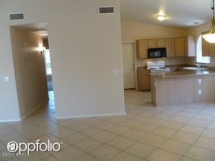 Building Photo - 9626 W Mary Ann Dr