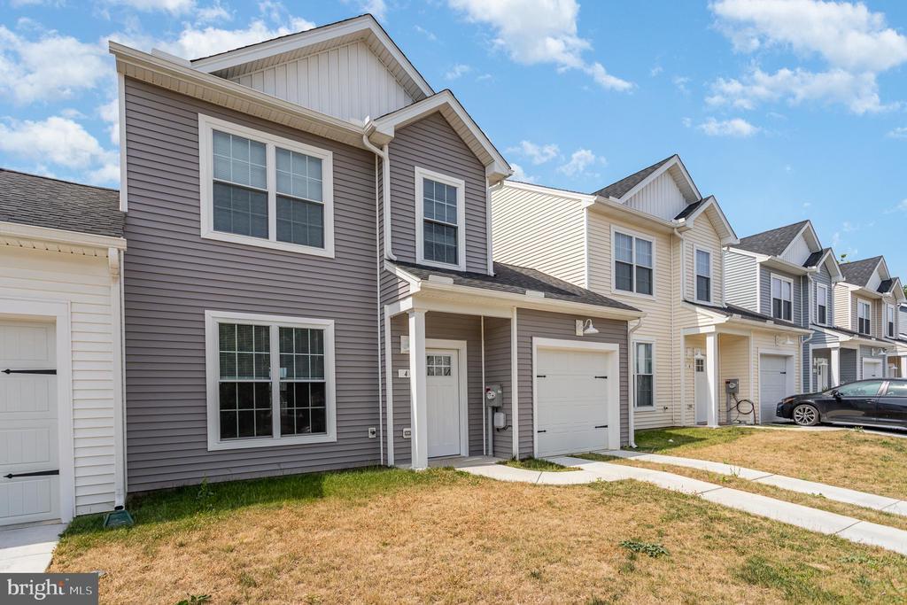 4 Parkview Dr, Carlisle, PA 17013 Townhome Rentals in Carlisle PA