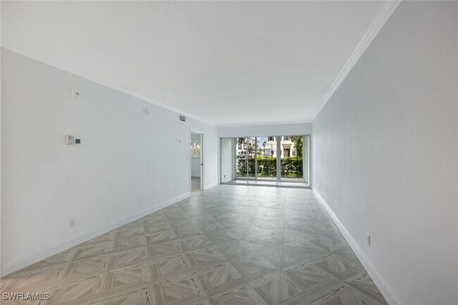 Foto del edificio - 212 Banyan Blvd