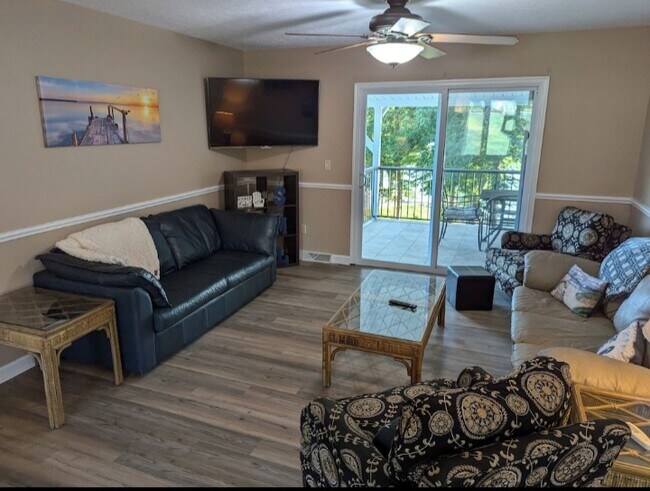 Foto del edificio - 1037 Contentment Ln