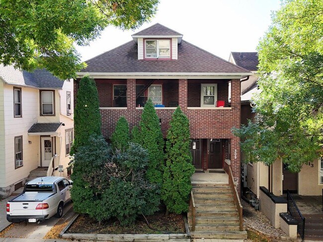 Foto del edificio - 309 W Doty St