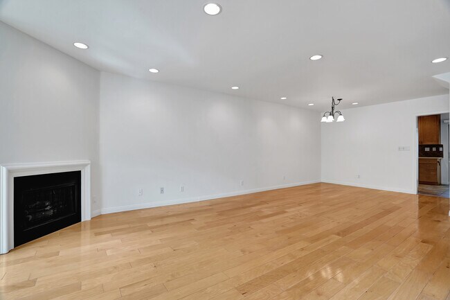 Foto del edificio - 14101 Dickens St