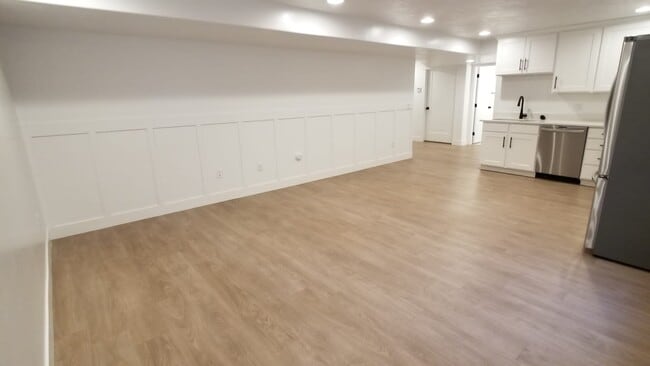 Building Photo - 32 W Sicula Rd.