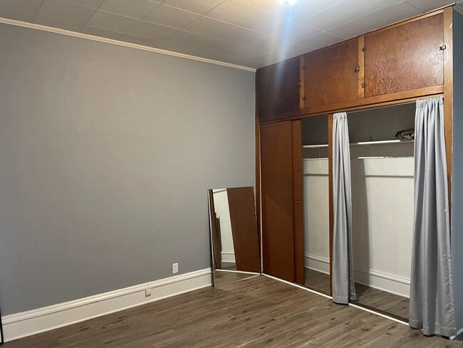 Building Photo - 518 Sandusky Ave