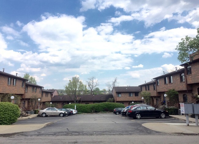 Building Photo - 3242 Niagara Square