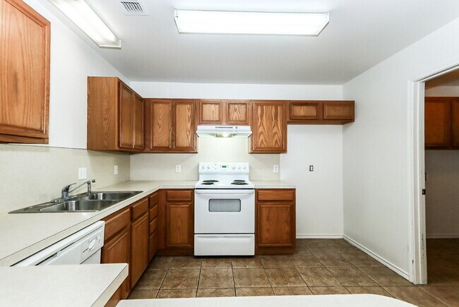 Foto del edificio - 606 N Englewood Ave