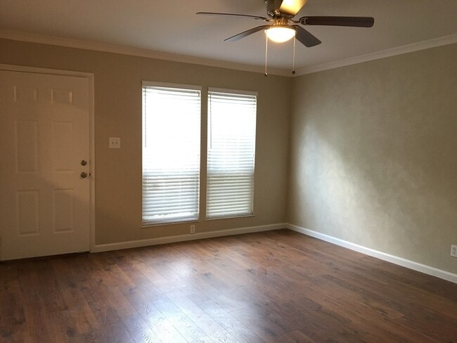 Building Photo - 1688 Boardwalk Ave
