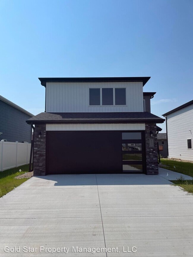 Building Photo - 3 br, 2.5 bath House - 137 Marshall Loop
