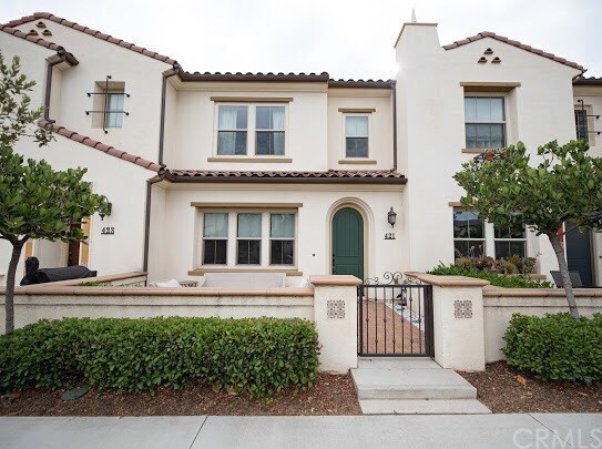 Primary Photo - 421 La Floresta Dr