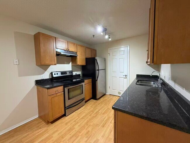 Foto del edificio - 1330 Brook St