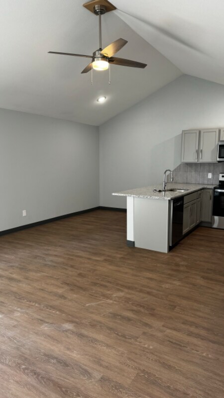 Foto del edificio - 3315 W Nantucket Ave