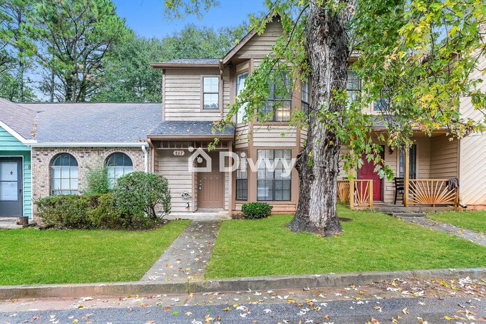 Primary Photo - 867 Heritage Oaks Dr, Stone Mountain, GA 3...
