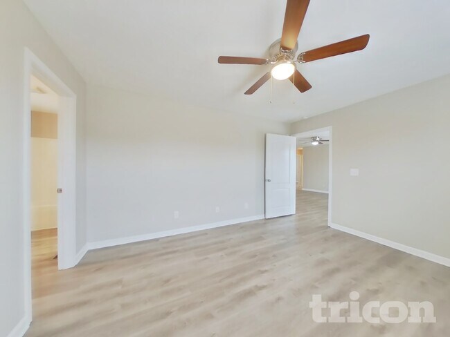 Foto del edificio - 1908 Susan Rd