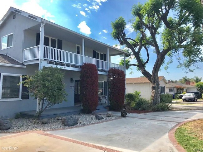 Building Photo - 3 br, 2 bath House - 2630 S 10th Ave