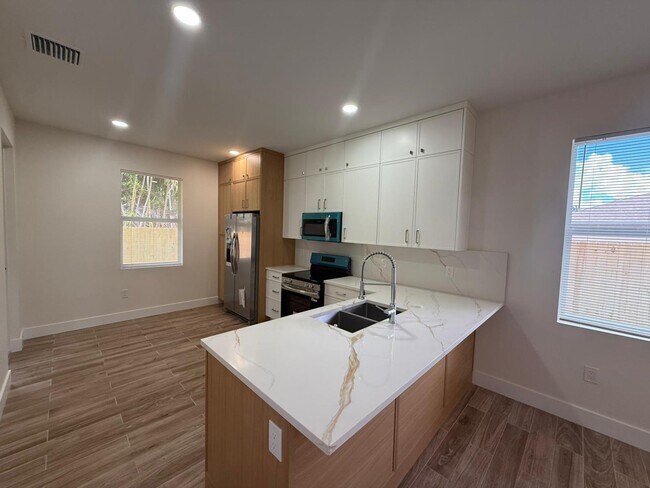 Foto del edificio - 7723 S Haverhill Rd
