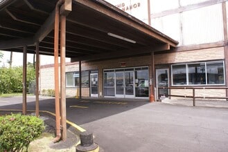 Building Photo - 355 Kalanianaole St