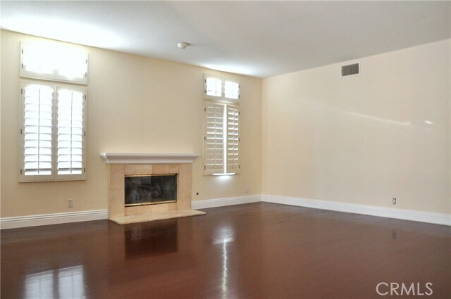 Building Photo - 12190 S Riviera