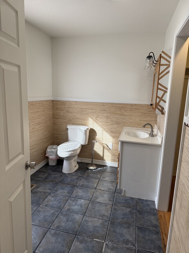 Foto del edificio - 816 E 16 St