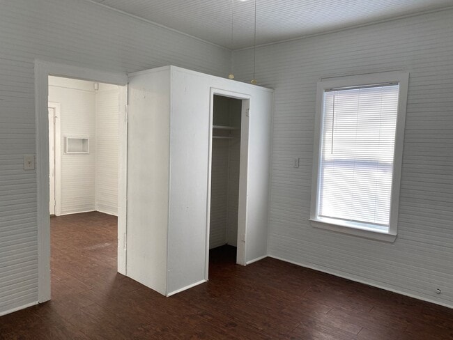 Building Photo - Charming 1 Bedroom House in Avenida Guadalupe