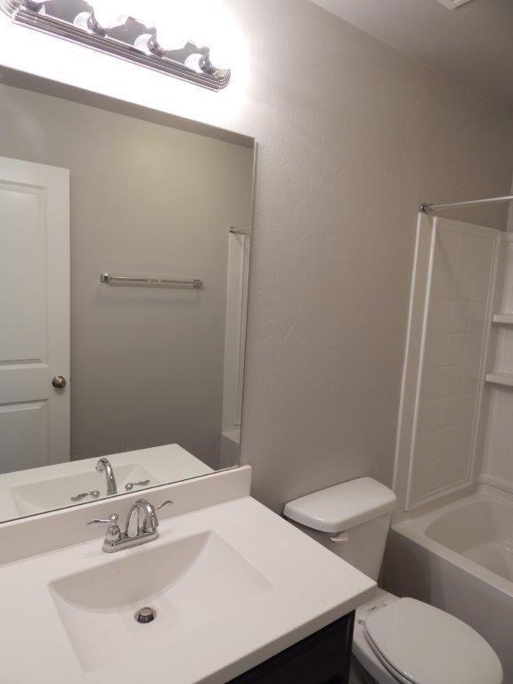 Foto del edificio - 2429 NW 190th St