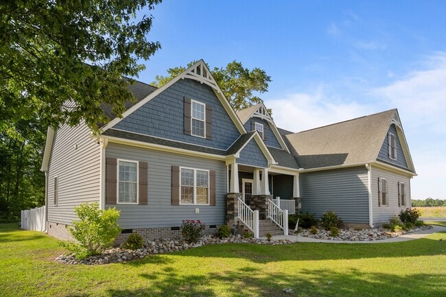 Foto del edificio - 201 Cypress Branch Way