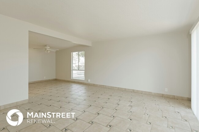 Foto del edificio - 7306 E Pierce St
