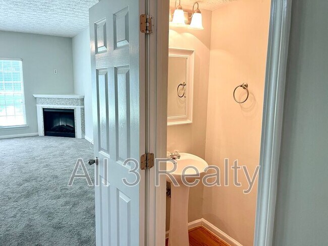 Building Photo - 4370 Stone Gate Way