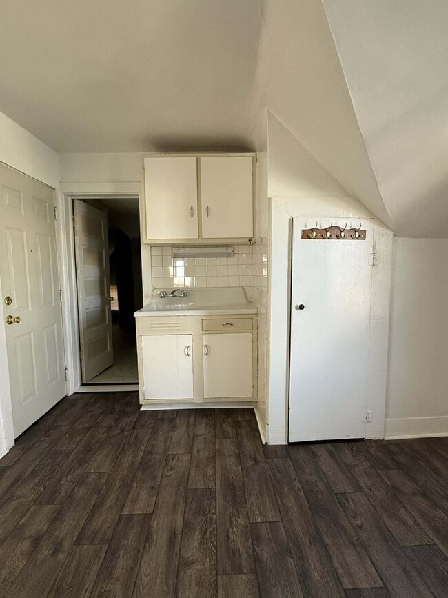 Building Photo - 4420 17th Ave