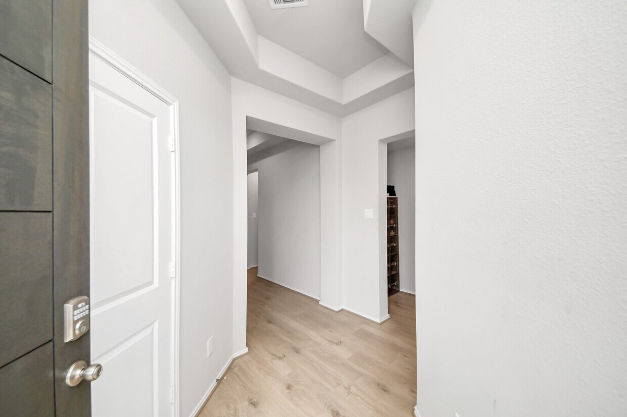 Building Photo - 20755 Sunseed Dr