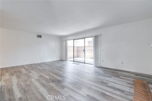 Foto del edificio - 1094 Cabrillo Park Dr