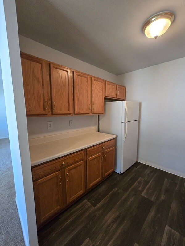 Foto del edificio - 806 Brook Hill Rd