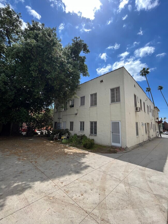 Building Photo - 1230 N Brand Blvd