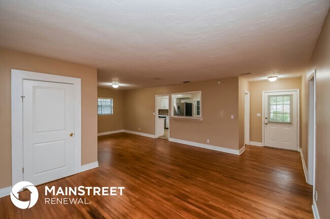 Building Photo - 2438 Kellow Cir