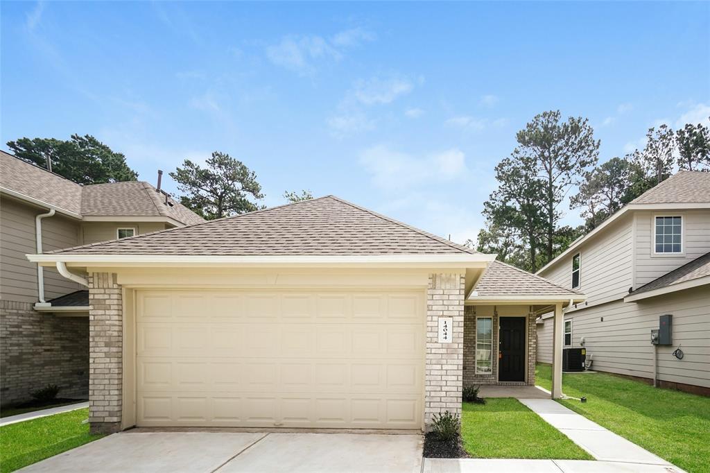 Primary Photo - 14044 Lahontan Dr