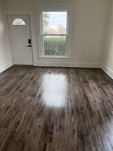 Building Photo - 131 W 13th St