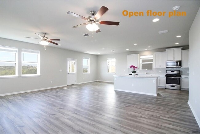 Building Photo - 6425 Pine Leaf Trail