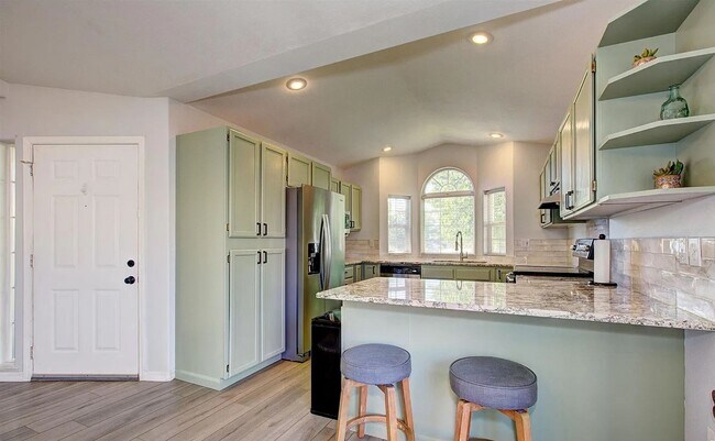 Foto del edificio - 3 bed 2 bath home in the Meridians Glennfield Manor Subd, just off Linder Rd and N Cherry Ln.