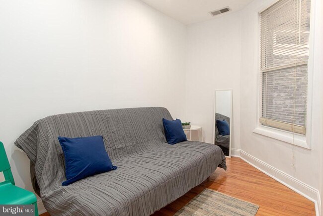 Foto del edificio - 3009 Sherman Ave NW