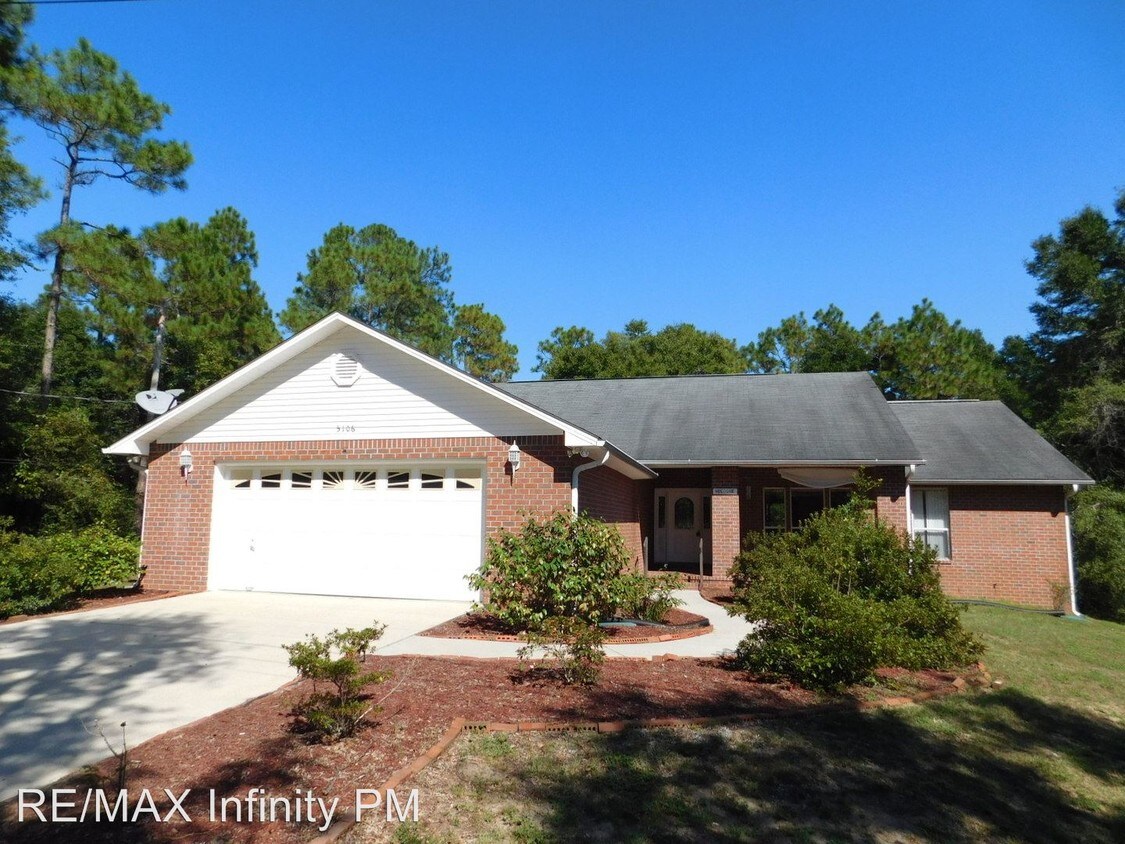 Primary Photo - 5106 Sanborn Dr