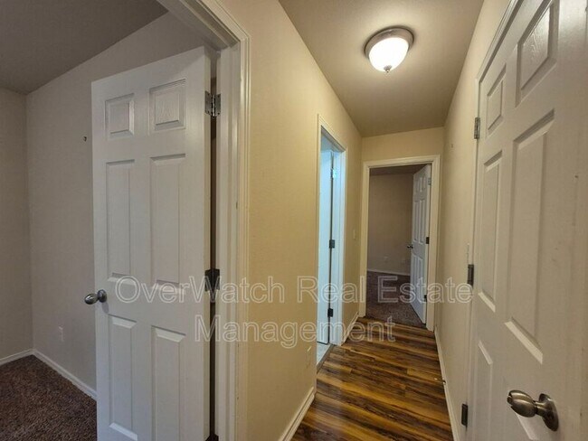 Foto del edificio - 9178 Eagle River Ln