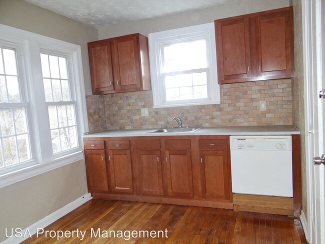 Building Photo - 3634 Glencairn Rd