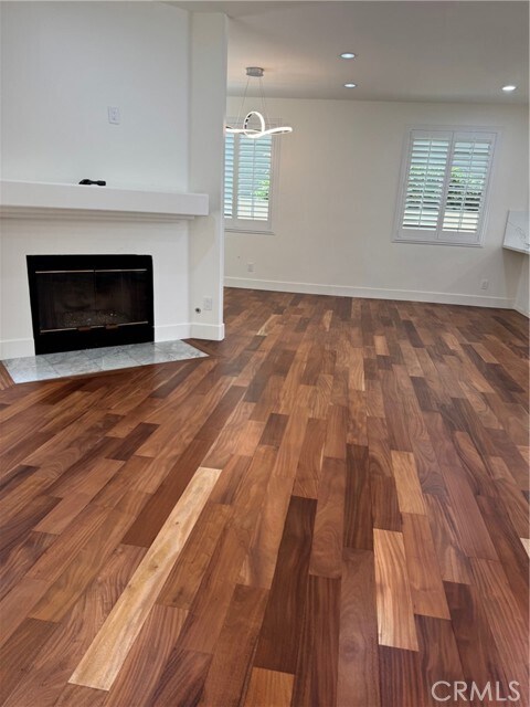 Foto principal - 18407 Mansel Ave