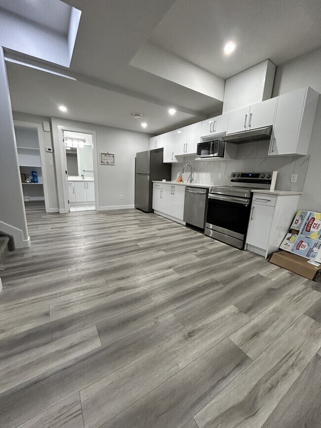 Photo du bâtiment - 3610-3641 41 Ave