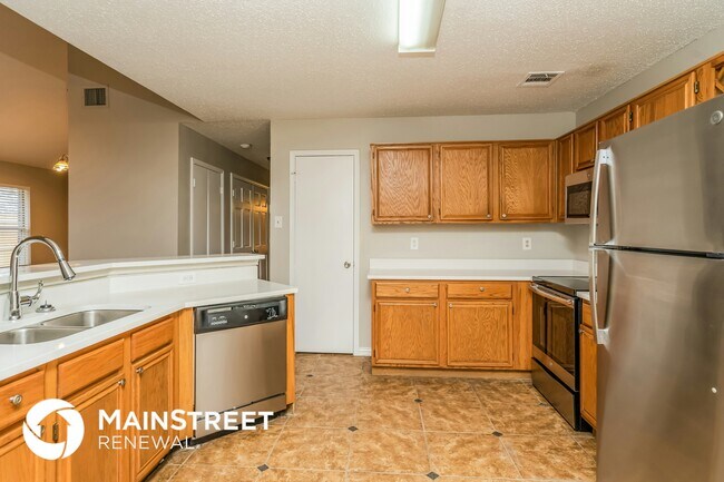 Foto del edificio - 6821 Driffield Cir W