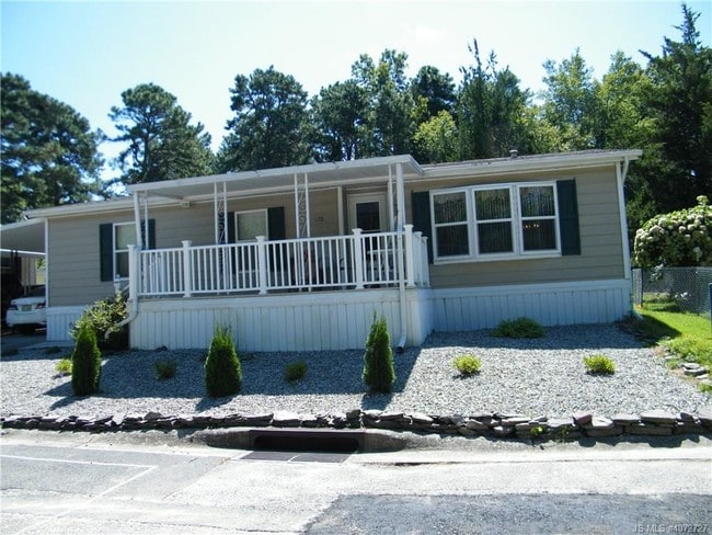 Building Photo - 176 Brighton Rd