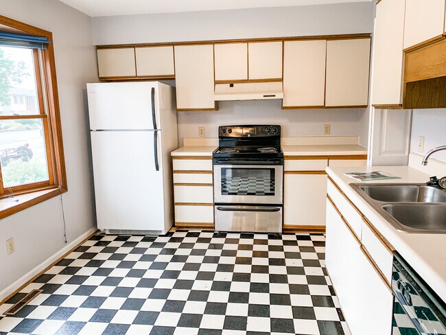 Foto del edificio - 2507 Ridge Rd