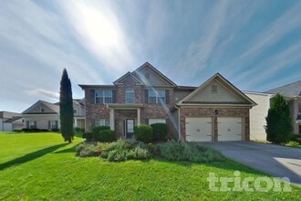Building Photo - 4620 Blazing Tr
